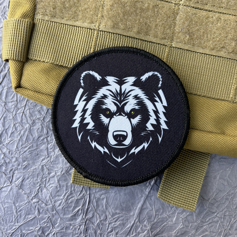 الدب الأسود المطبوعة التصحيح ع - مراجعة Urban Backpack Tactical وسعره
