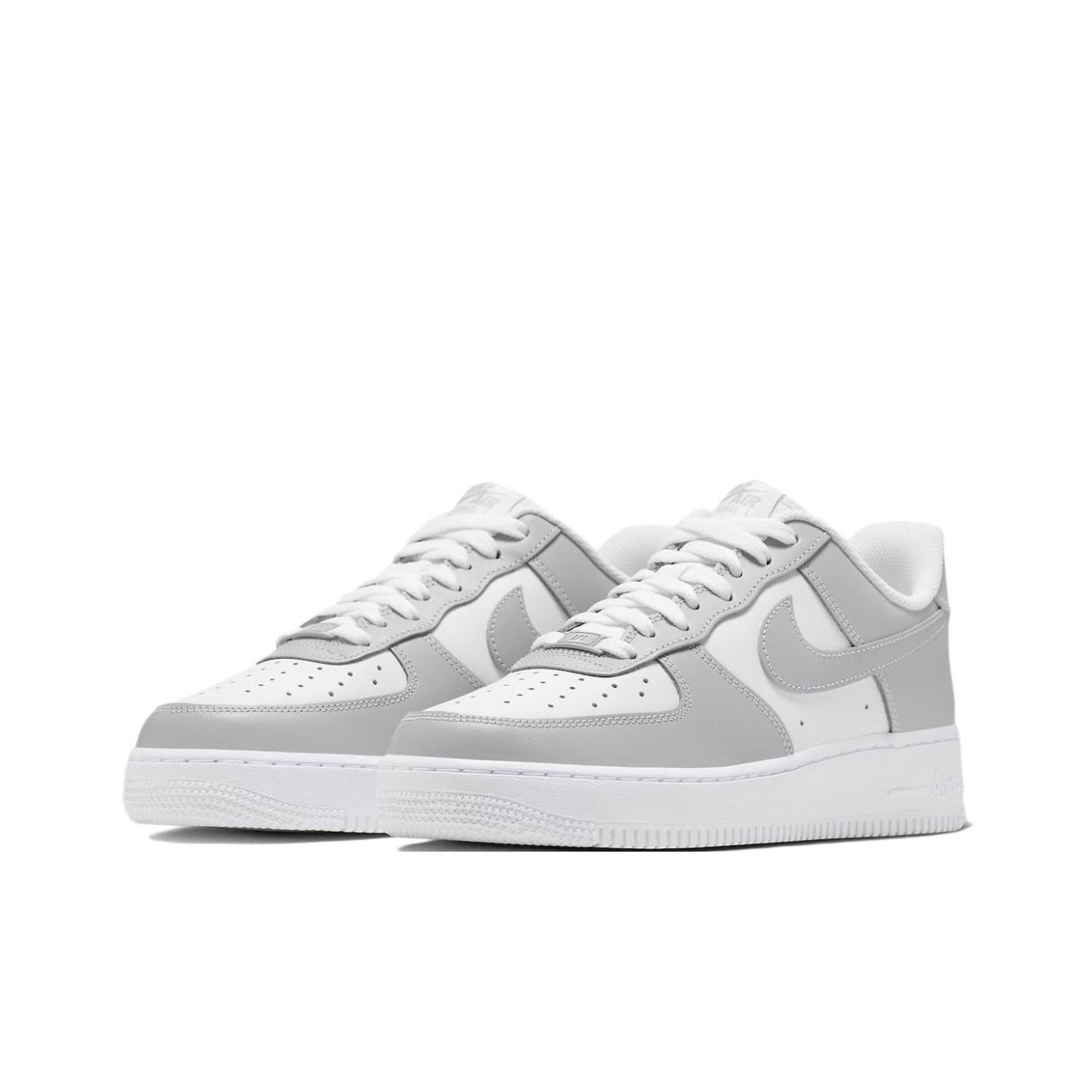 حذاء نايك اير فورس 1 للرجال ذو - مراجعة Nike Shoes Air Force 1 وسعره